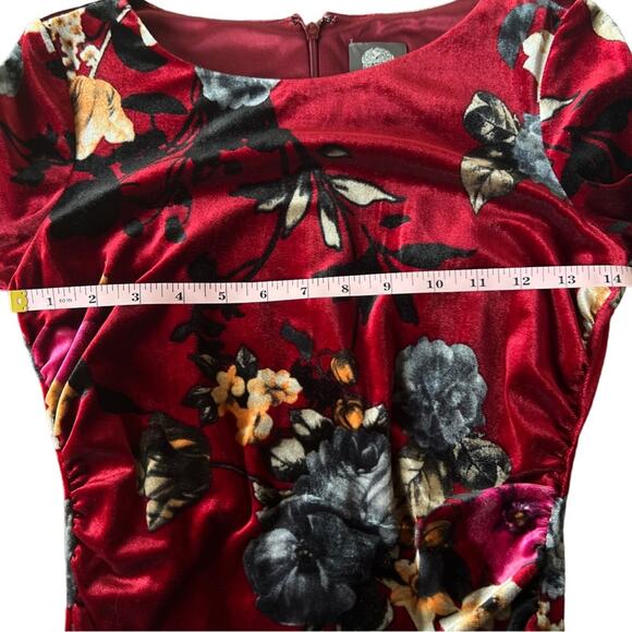 Vince Camuto Velvet Floral Ruched Short Sleeve Dress Size 2 - Picture 11 of 13
